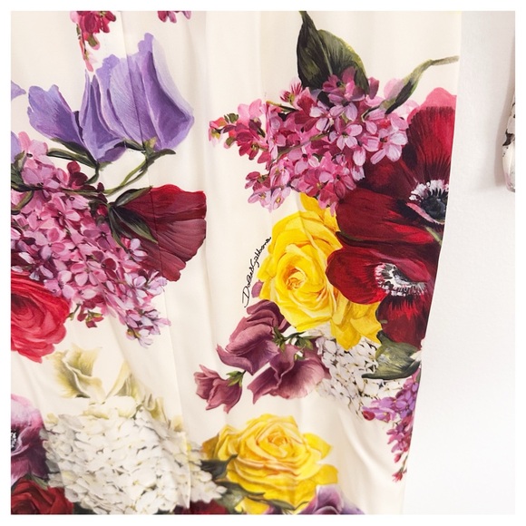 DOLCE & GABBANA Floral print stretch silk sheath dress cream/ purple EUC sz 42 - Picture 7 of 10